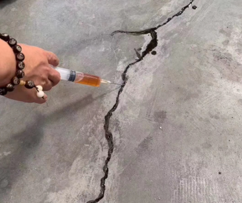 丹阳混凝土裂缝修补技术详解​